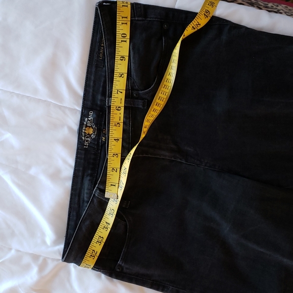 Lucky Brand, Lolita Boot Cut Jeans, Size 14/32. EUC! - Picture 4 of 7
